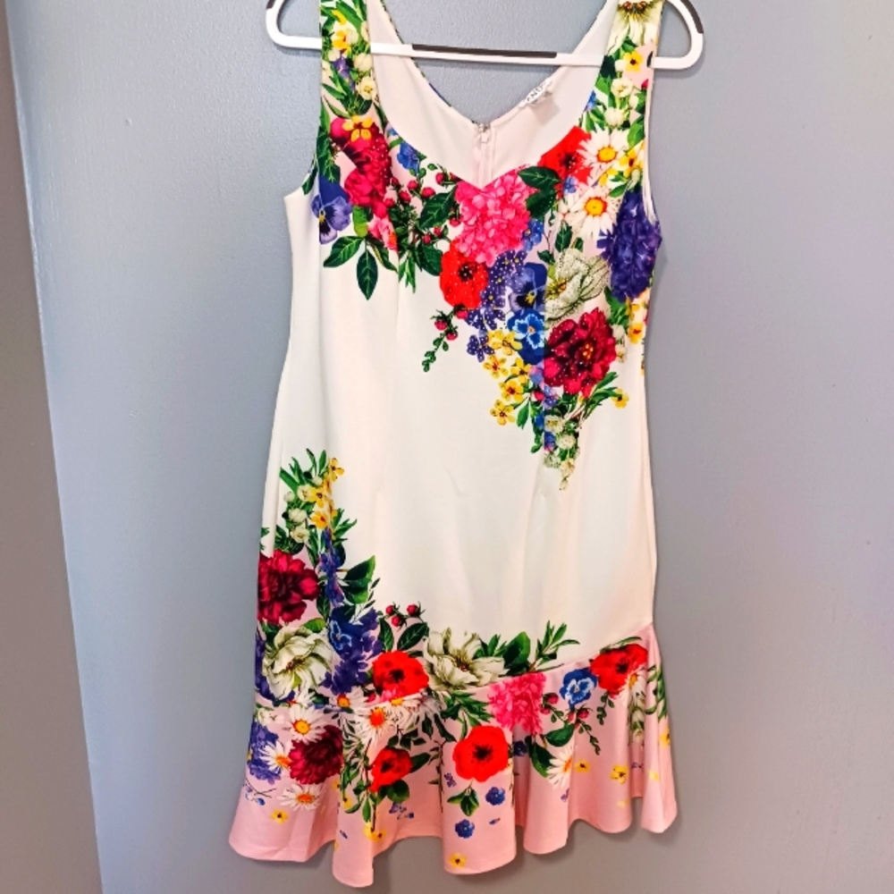 Venus Floral dress XL high Low beaded zipper Heart neckline lined sleeveless
